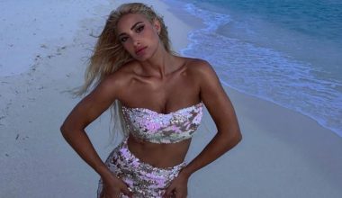 Ι.Τούνη: Δοκίμασε για πρώτη φορά βεντούζες – Η ανάρτησή της