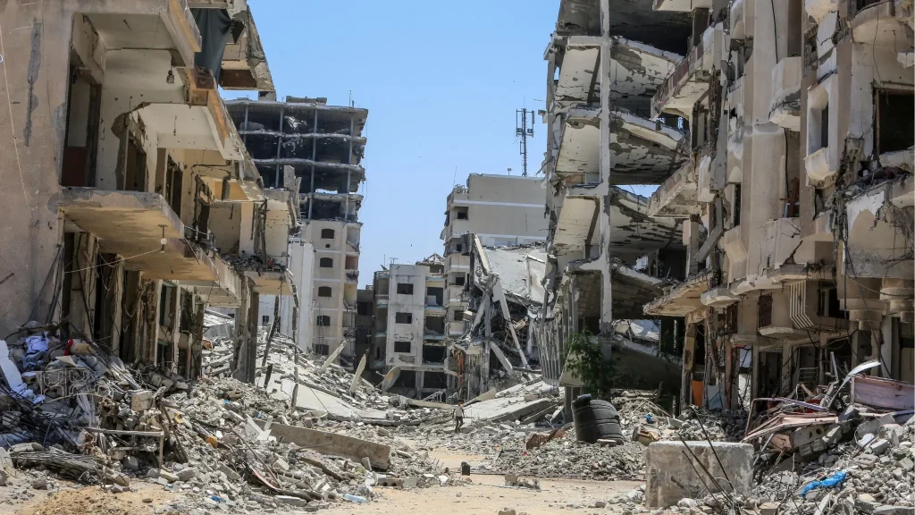 Δημοσιογράφος απολύθηκε μετά από ερώτηση για το αν το Ισραήλ θα έπρεπε να πληρώσει την ανοικοδόμηση της Γάζας