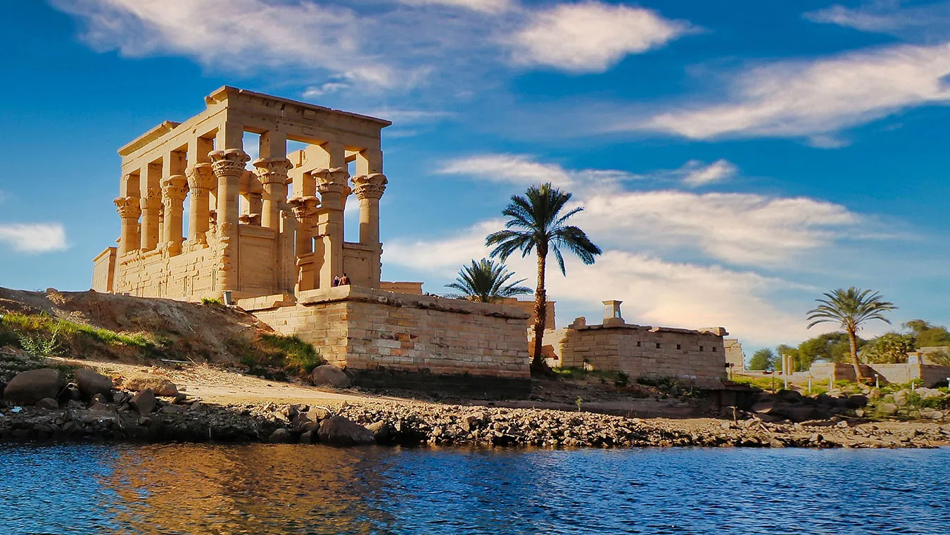 Το Κατάρ αποκτά τμήμα των αιγυπτιακών ακτών στην Μεσόγειο για 30 δισ.δολάρια