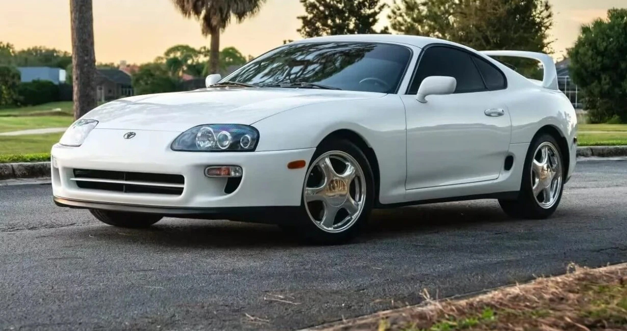 Εντελώς «μαμά» Toyota Supra με 9.770 km σου κλείνει το μάτι
