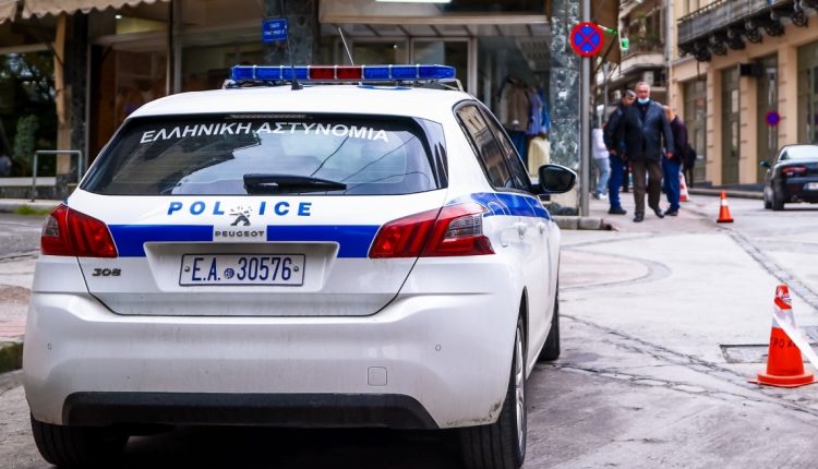 Η πρώην σύζυγος του γνωστού τενόρου ξεσπά: «Χτύπησε το παιδί μας επειδή δεν τα πήγε καλά στο σχολείο»