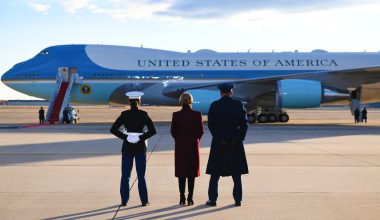 Ύποπτο δέμα με λευκή σκόνη στη στρατιωτική βάση Joint Base Andrews – Υπάλληλοι στο νοσοκομείο