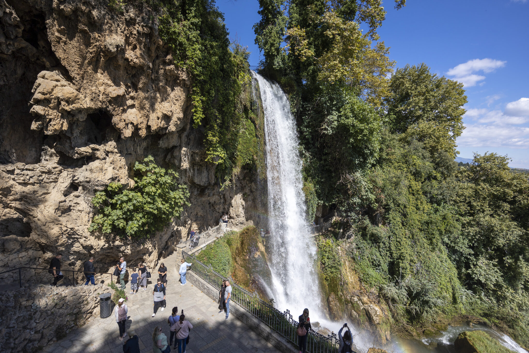 Έδεσσα: H πόλη με τους εντυπωσιακούς καταρράκτες που «μαγεύουν» κάθε επισκέπτη (φωτο)