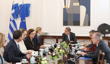 Κ.Μητσοτάκης με Κάγια Κάλας στο Μέγαρο Μαξίμου: Συζήτησαν τον πόλεμο της «Ρωσίας κατά της Ουκρανίας»