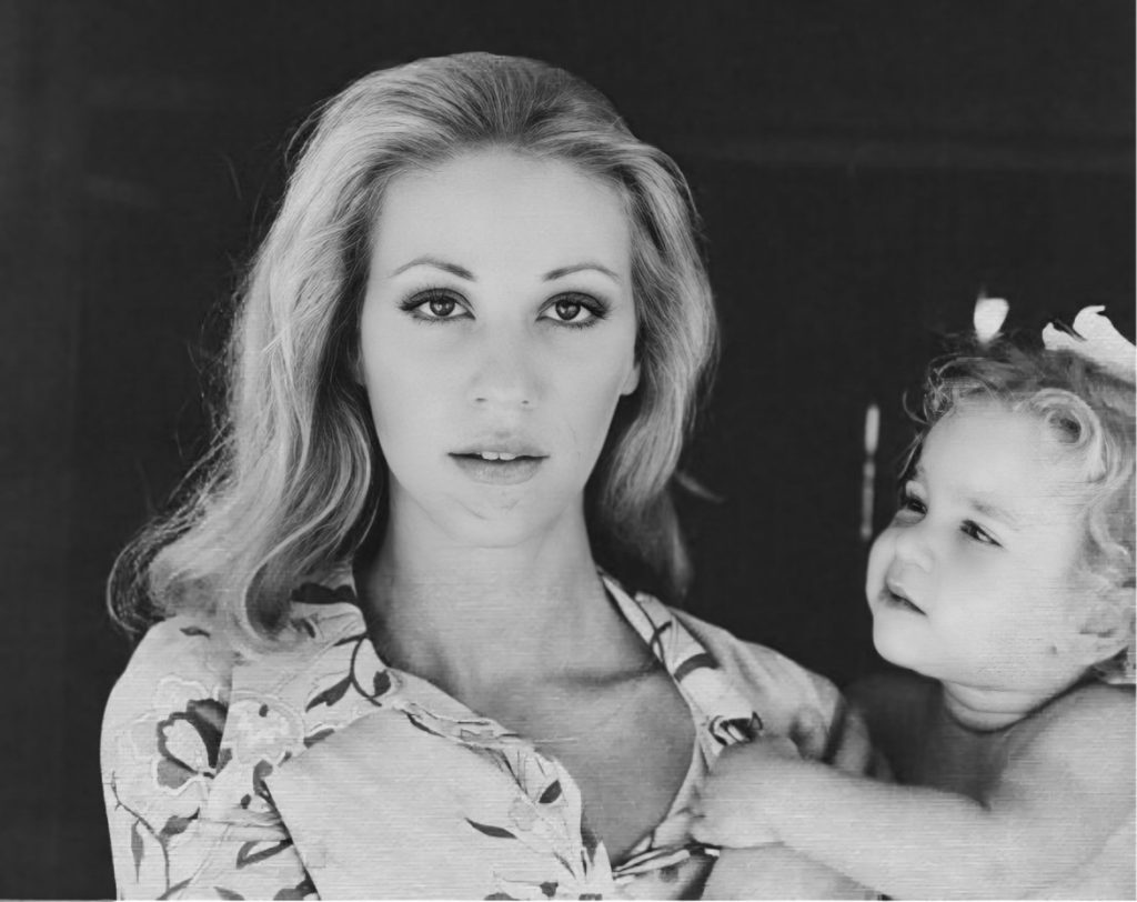 Ζ.Λάσκαρη: Στο «φως» σπάνια φωτογραφία της στο διαμέρισμά της στο Κολωνάκι πριν από 62 χρόνια