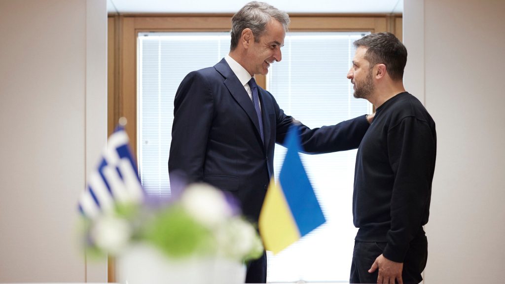 Ερώτηση βουλευτών ΚΚΕ: «Ετοιμάζεται η κυβέρνηση να στείλει στον Ζελένσκι α/α συστήματα TOR-M1 και  OSA;»