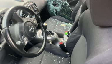 Δίωξη για κακούργημα σε 20χρονο που αμύνθηκε σε επίθεση ληστή που τον πυροβόλησε!