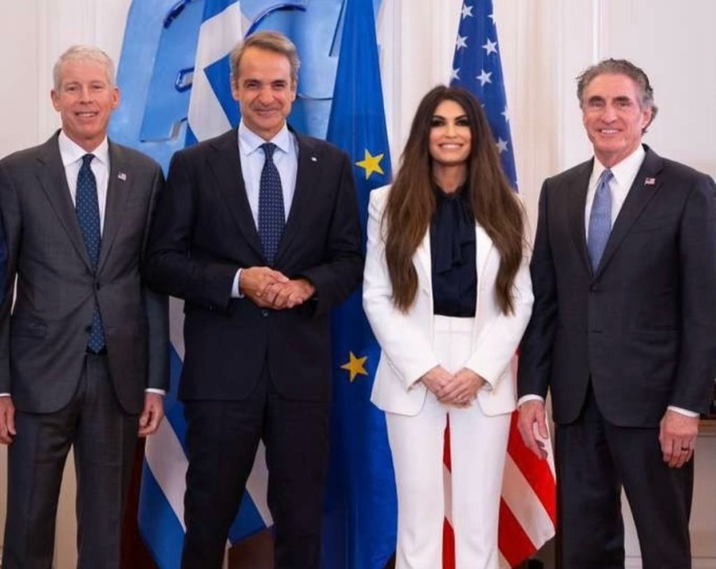 Η Κίμπερλι Γκιλφόιλ βλέπει «λαμπρό μέλλον» στις σχέσεις Ελλάδας-ΗΠΑ