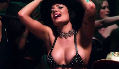 Βίντεο: Η στιγμή που θαυμάστρια της Halsey προσπαθεί να την… χουφτώσει