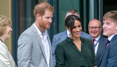 Πρίγκιπας Χάρι: «Συγγνώμη Καναδά, αλλά έπρεπε να φορέσω το καπέλο των L.A. Dodgers» (βίντεο)