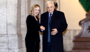 Με τον Μ.Αμπάς συναντήθηκε η Τ.Μελόνι: Τι συζήτησαν