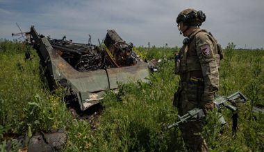 Ουκρανός αλεξιπτωτιστής εξοντώνει μόνος του 3 Ρώσους στρατιώτες στο Ποκρόβσκ – Δείτε βίντεο