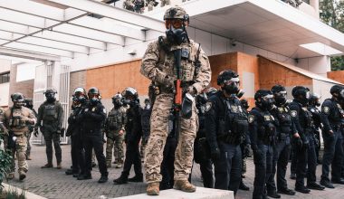 Κάριν Ίμεργκουτ: Η Αμερικανίδα δικαστής δεν βλέπει το χάος στο Πόρτλαντ και εμποδίζει την ανάπτυξη της Εθνοφρουράς