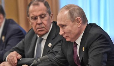 Β.Πούτιν εξοργισμένος με Σ.Λαβρόφ: Ο κορυφαίος διπλωμάτης δεν εμφανίστηκε σε κρίσιμη συνεδρίαση