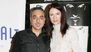 «Βαρύ» το κλίμα στην εξόδιο ακολουθία της Κίλι Σφακιανάκη – Απουσίαζε από το «τελευταίο αντίο» ο Νότης