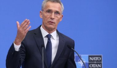 Γ.Στόλτενμπεργκ: «Το ΝΑΤΟ δεν θα ξεκινήσει τον Τρίτο Παγκόσμιο Πόλεμο λόγω της Ουκρανίας»