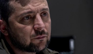 Άσχημα νέα για τον Ζελένκσι: Το  shutdown στις ΗΠΑ  μπλοκάρει πάνω από 5 δισ. δολάρια για την Ουκρανία