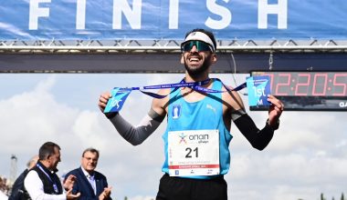 Ο Παναγιώτης Καραΐσκος τερμάτισε πρώτος στον 42ο Αυθεντικό Μαραθώνιο της Αθήνας