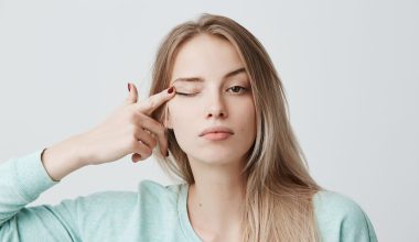 Τρέμουλο στο μάτι: Οι αιτίες και οι τρόποι αντιμετώπισης