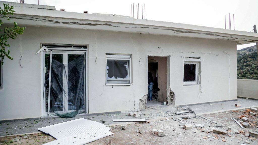 Βορίζια: Ακόμη και ανοιχτούς τάφους ψάχνουν για τα όπλα οι αρχές