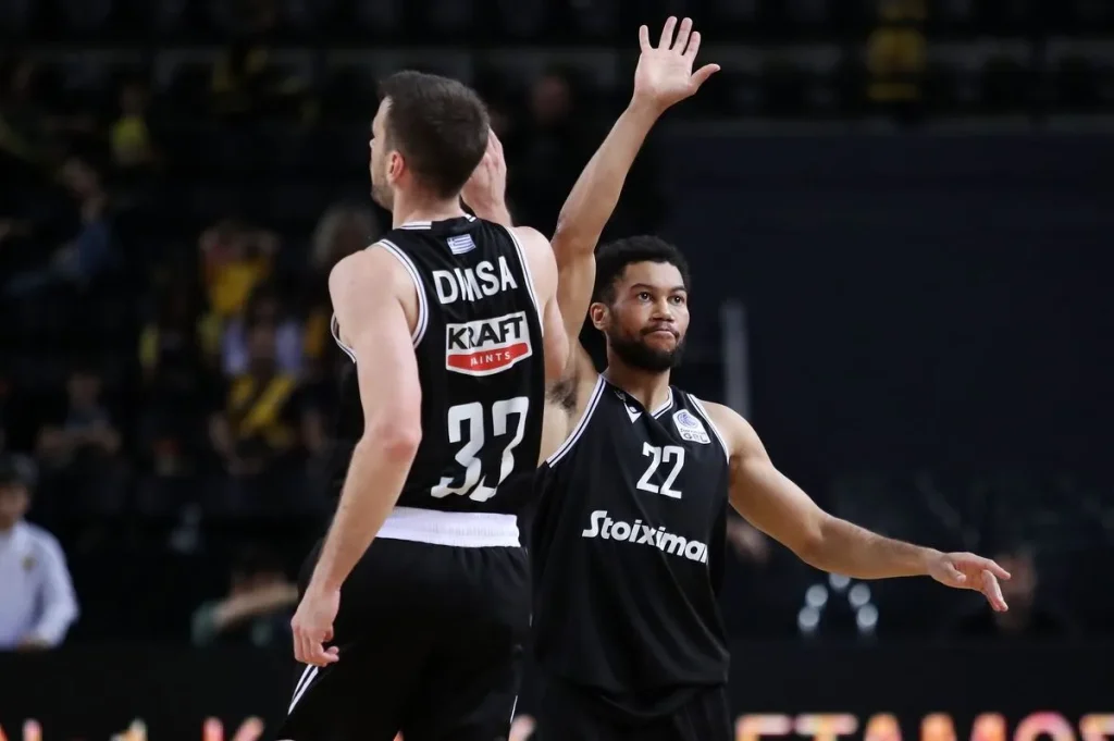 ΑΕΚ-ΠΑΟΚ 76-78: Μεγάλο διπλό των «ασπρόμαυρων» με καλάθι του Μπράουν 8” πριν το τέλος (βίντεο)