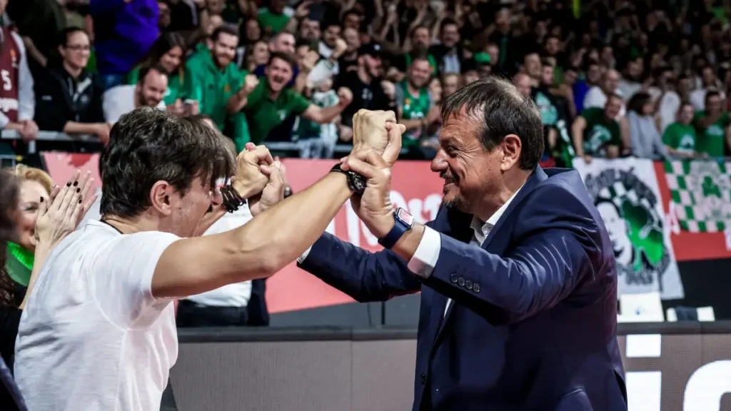 Μήνυμα στήριξης από τον Δ.Γιαννακόπουλο: «Κόσμος, ομάδα και διοίκηση – Ο κάθε παίκτης πήρε αυτά που ζήτησε» (φωτο)