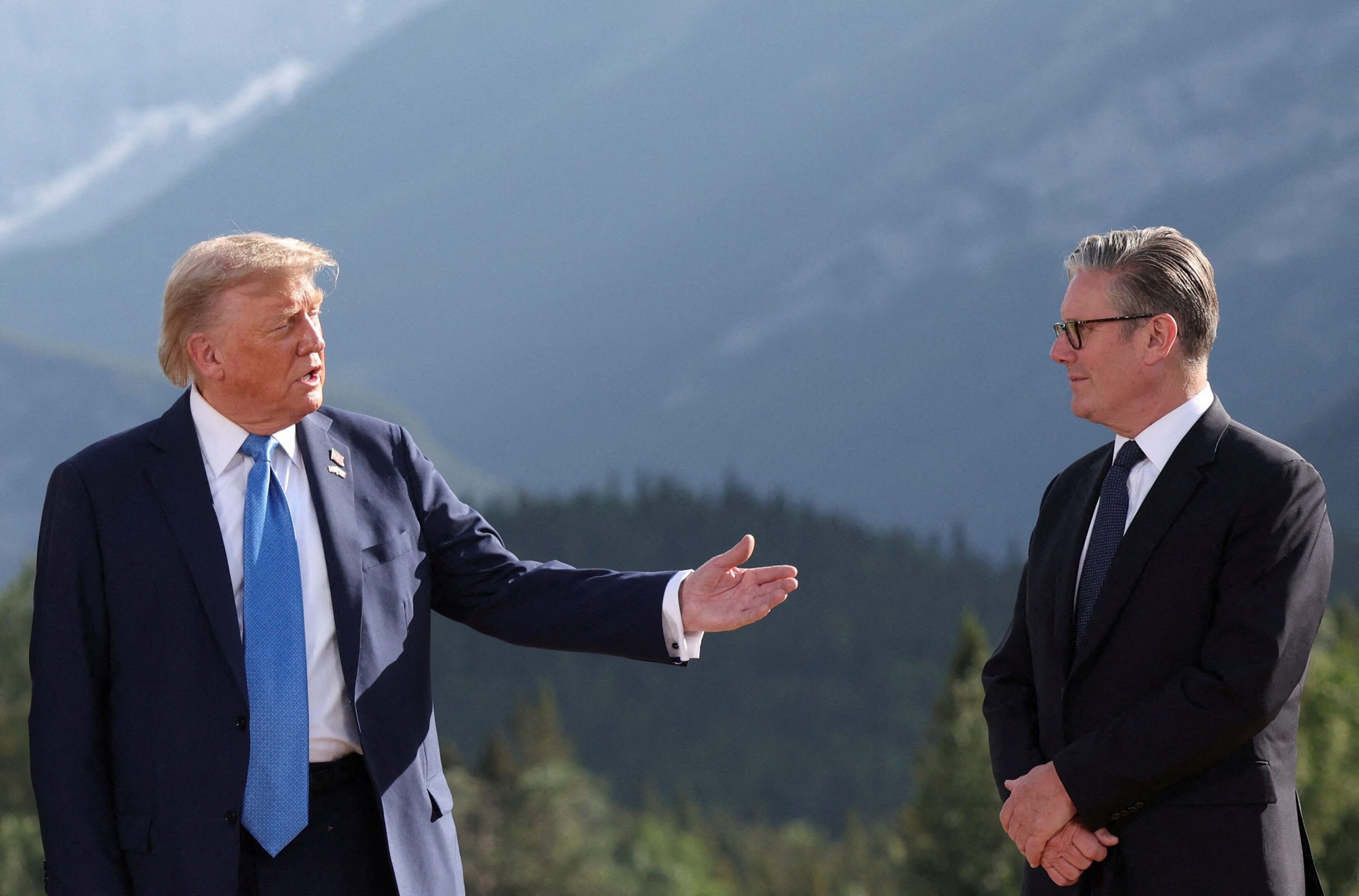 Ν.Τραμπ προς Κ.Στάρμερ: «Αναμείχθηκες στις αμερικανικές εκλογές του 2024 υπέρ της Κ.Χάρις» (upd)