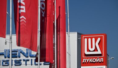 Ρουμανία και Βουλγαρία πλήττονται από τις κυρώσεις των ΗΠΑ στην Lukoil