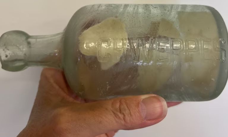 Επιστολές δύο στρατιωτών του Α’ Παγκοσμίου βρέθηκαν άθικτες μέσα σε μπουκάλι 109 χρόνια μετά (φωτό)