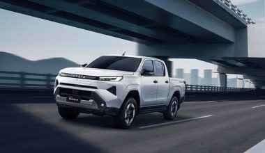 Νέο Toyota Hilux σε βενζίνη, ντίζελ και ηλεκτρικό (βίντεο)
