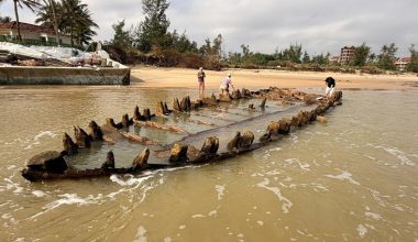 Ναυάγιο αιώνων αποκαλύφθηκε στην αρχαία Χόι Αν του Βιετνάμ μετά τον τυφώνα Καλμάγκι (φωτό-βίντεο)