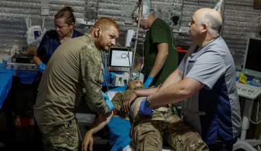 Σπάνια βακτηριακή λοίμωξη πλήττει τις ουκρανικές εγκλωβισμένες δυνάμεις σε Ποκρόφσκ και Μίρνογκραντ