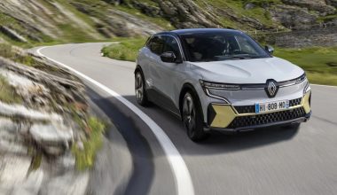 Τα επόμενα Renault Mégane και Scénic θα φουλάρουν βενζίνη