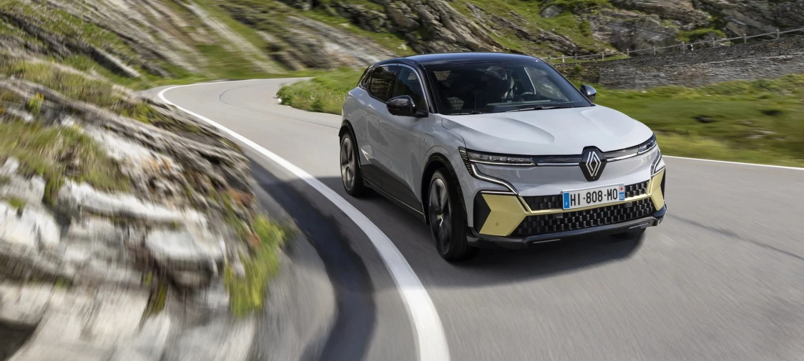 Τα επόμενα Renault Mégane και Scénic θα φουλάρουν βενζίνη