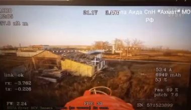 Βίντεο: Ρωσικό drone ανατίναξε ουκρανική αποθήκη πυρομαχικών στο Σούμι