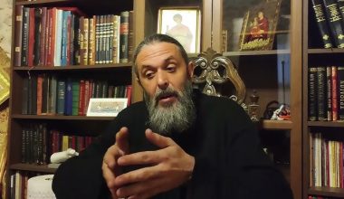 Στην Ευελπίδων οι ιερείς-ναρκέμποροι: Απολογούνται για κοκαΐνη και διακίνηση μεταναστών