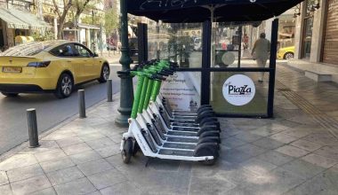 Νέοι κανόνες για τα ηλεκτρικά πατίνια στην Αθήνα: Τέλος η ασυδοσία στους δρόμους και τα πεζοδρόμια