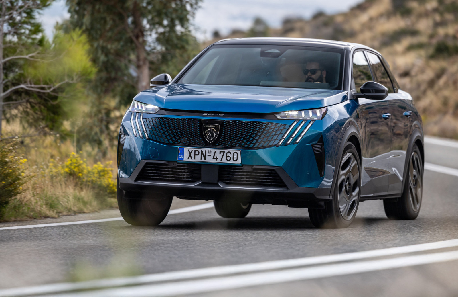 Δοκιμάζουμε το νέο Peugeot 3008 Plug-in Hybrid