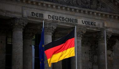 Η Γερμανία καλεί την Ουκρανία να λάβει «αποφασιστικά μέτρα» κατά της διαφθοράς