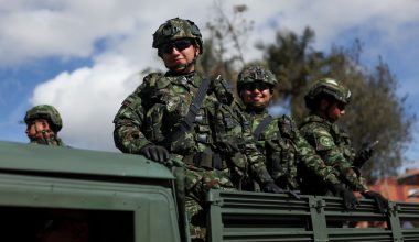 Κολομβία: Τουλάχιστον 19 αντάρτες νεκροί από αεροπορικούς βομβαρδισμούς του Στρατού