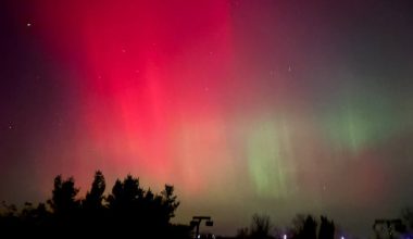 Εντυπωσιακές εικόνες από το βόρειο σέλας στις ΗΠΑ: Προειδοποίηση για γεωμαγνητική καταιγίδα G4 (φώτο-βίντεο)
