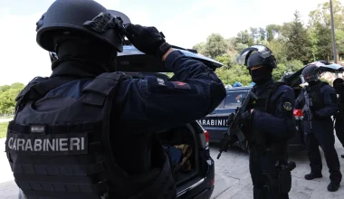 Μιλάνο: 46χρονος Ρουμάνος έλουσε με βενζίνη την σύζυγό του και προσπάθησε να την κάψει ζωντανή