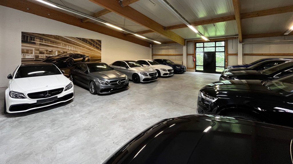 Έτσι οργανώθηκε η απάτη με τα πολυτελή μεταχειρισμένα αυτοκίνητα: Στο «μάτι» της Ευρωπαϊκής Εισαγγελίας η υπόθεση