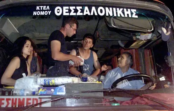 Η υπόθεση που «πάγωσε» την Ελλάδα: Η λεωφορειοπειρατεία του ΚΤΕΛ Χαλκιδικής το 1999
