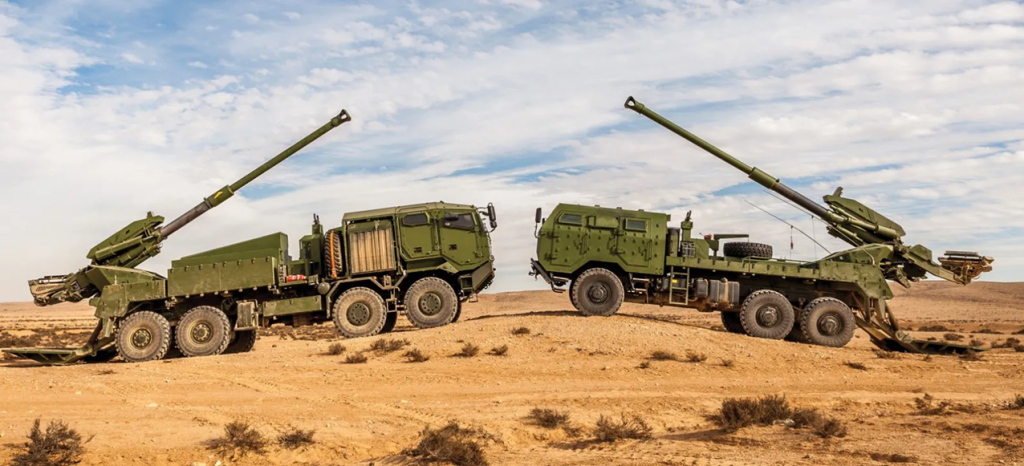Η Μολδαβία παρέλαβε ισραηλινά αυτοκινούμενα πυροβόλα ATMOS των 155 χιλιοστών (βίντεο)