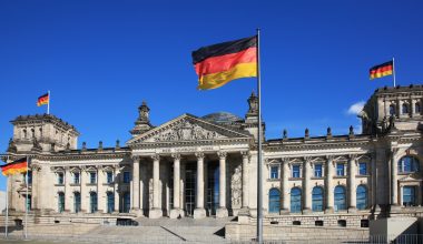 Η Γερμανία ζητά «ενδελεχή έρευνα» για το σκάνδαλο διαφθοράς στον ενεργειακό τομέα της Ουκρανίας