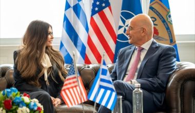 Κίμπερλι Γκιλφόιλ στη συνάντηση της με τον Νίκο Δένδια: «Να συνηθίσετε να με βλέπετε συχνά»