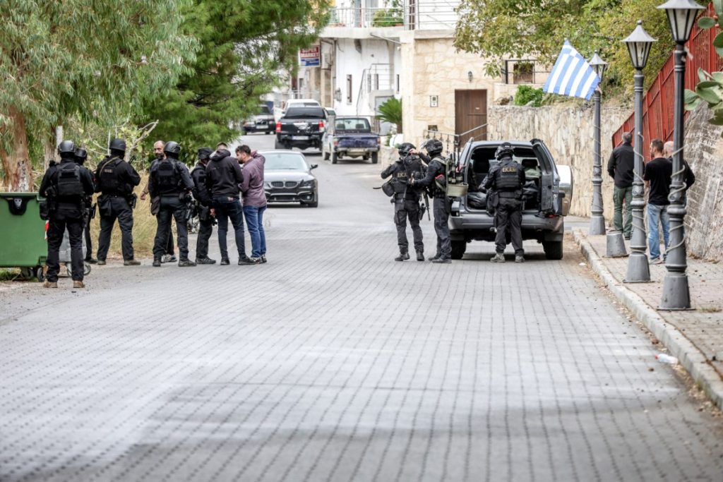 Βορίζια: Προθεσμία για να απολογηθεί τη Δευτέρα έλαβε ο 23χρονος ανιψιός του Φ.Καργάκη