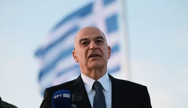 Συνάντηση ΥΕΘΑ Ν.Δένδια με την Αμερικανίδα πρέσβη Κ.Γκίλφοϊλ