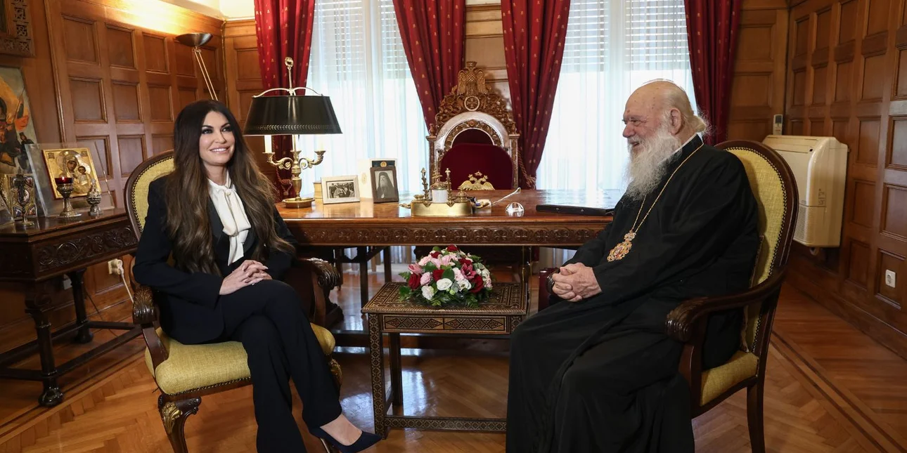 Κίμπερλι Γκιλφόιλ: Συναντήθηκε με τον Αρχιεπίσκοπο Ιερώνυμο